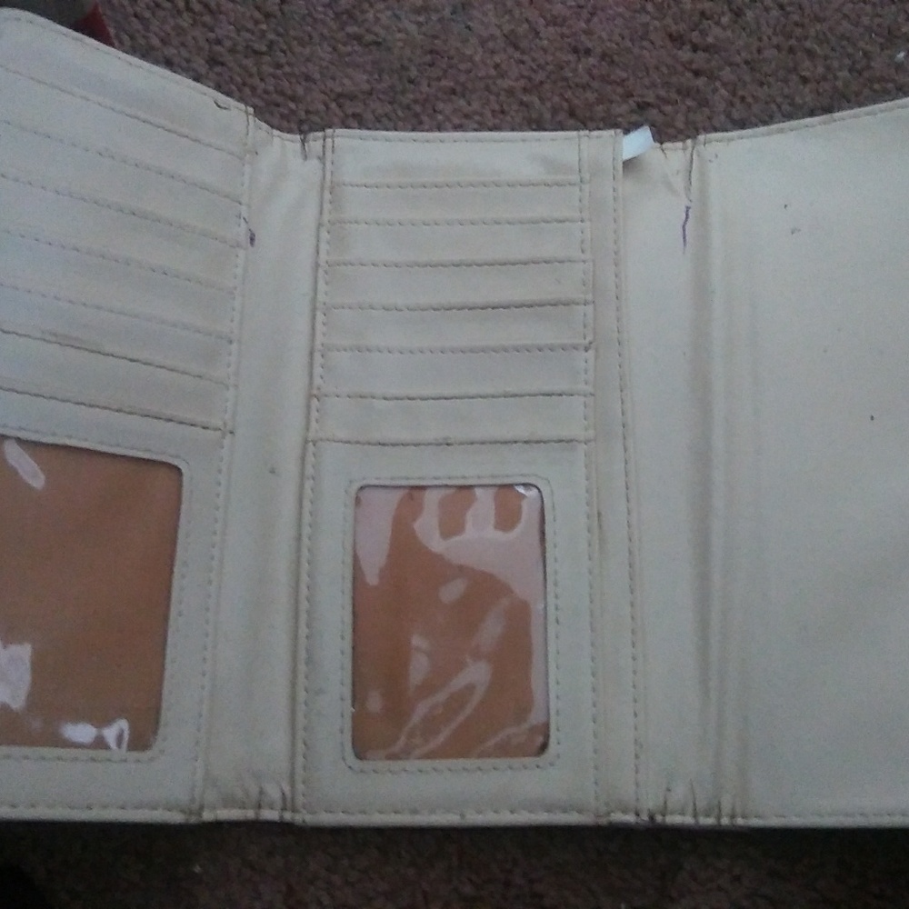 Wallet. - Picture 3 of 3